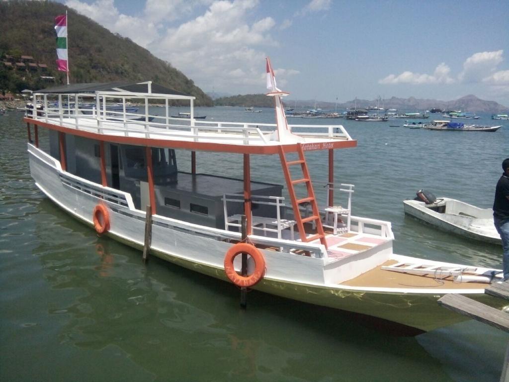 Matahari Hotel Labuan Bajo Eksteriør billede